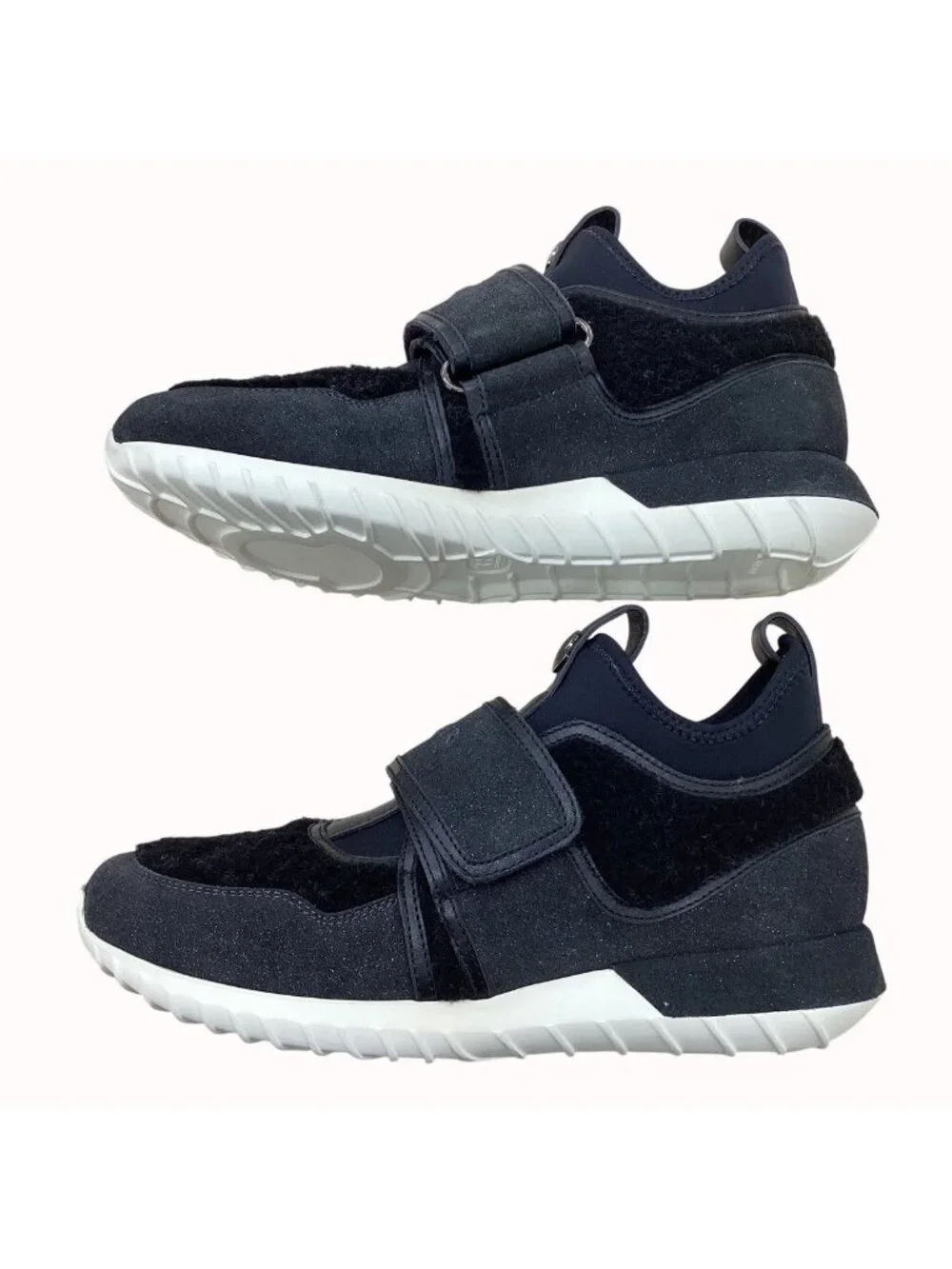 Moncler approximate original